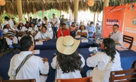 Reunión con las comunidades indígenas