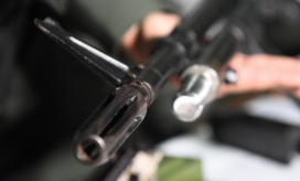 Incautaron un arma de fuego, munición para armamento de largo alcance y estupefacientes.