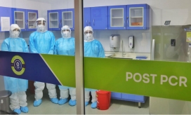 Equipo que procesará las muestras en el laboratorio de la Alma Máter.