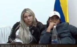 Nicolás Petro ha tenido que pasar las audiencia al lado de su exesposa.