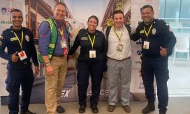 Bomberos samarios capacitándose en Cartagena.