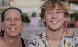 Cortesía. Marco Troper y su madre Susan Wojcicki.