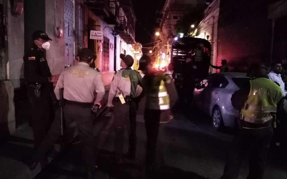 Imágenes del operativo de la Policía de Santa Marta en el Centro Histórico. 