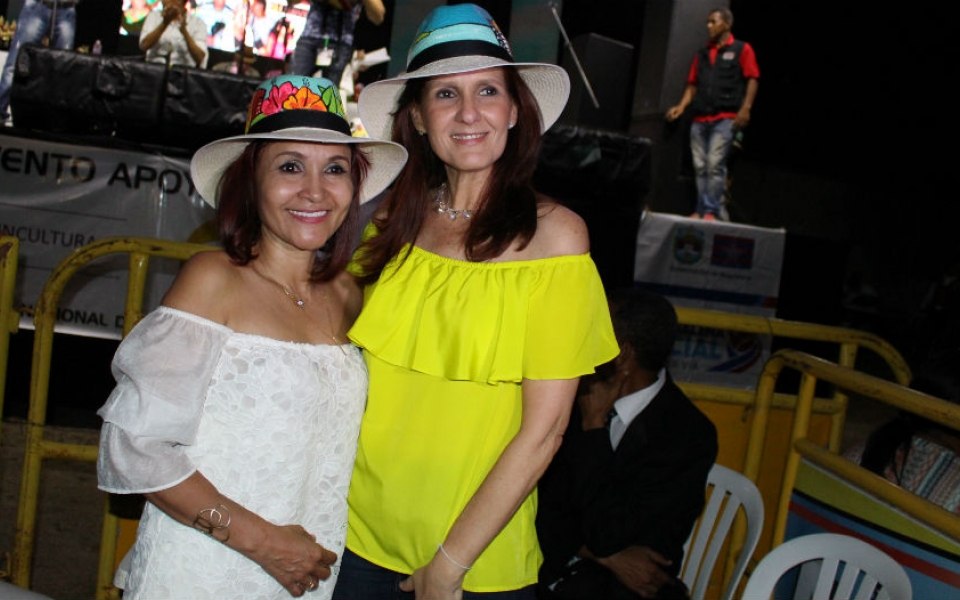 La fundadora del Festival Vallenato Mar de Acordeones, Clarena Lobo destaca el apoyo que han tenido de la Gobernación del Magdalena.