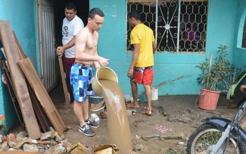 Casas de familia y barrios afectados en las Malvinas.