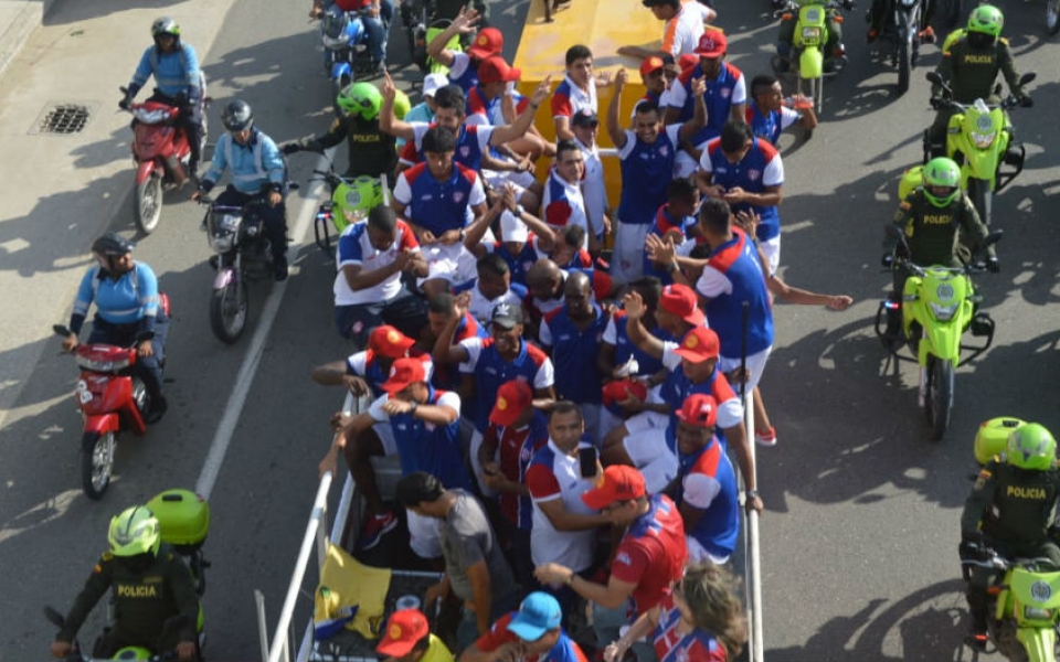 Oscar Mejía / Seguimiento.co Samarios rinden honor a la plantilla que regresó al Unión a la A.