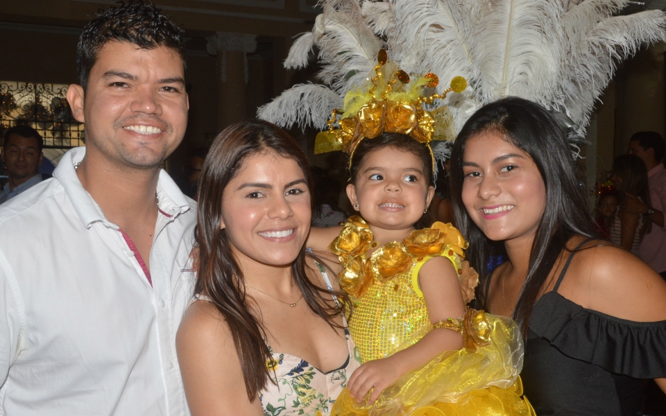 Óscar Mejía-Seguimiento. Lilia del Toro, Cristian Rodríguez, Mariana Rodríguez y Dana Del Toro