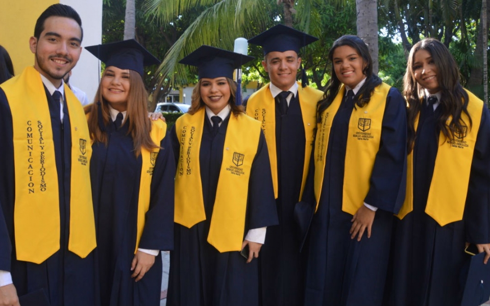 Jesús Pinilla, Maya González, Aura Dangond, Kevin Hernández, Adriana Cuao y Rosa Irreño