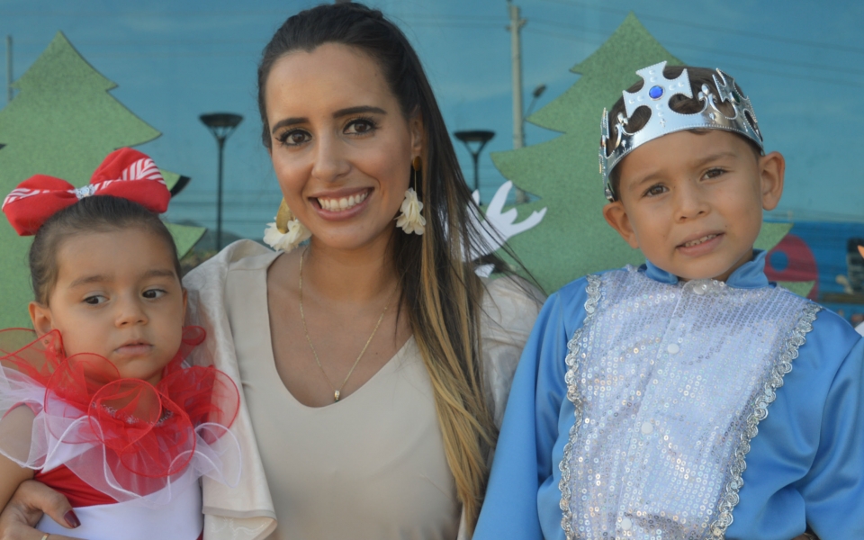 Stephanie Vélez, Matías y Mila Múñoz