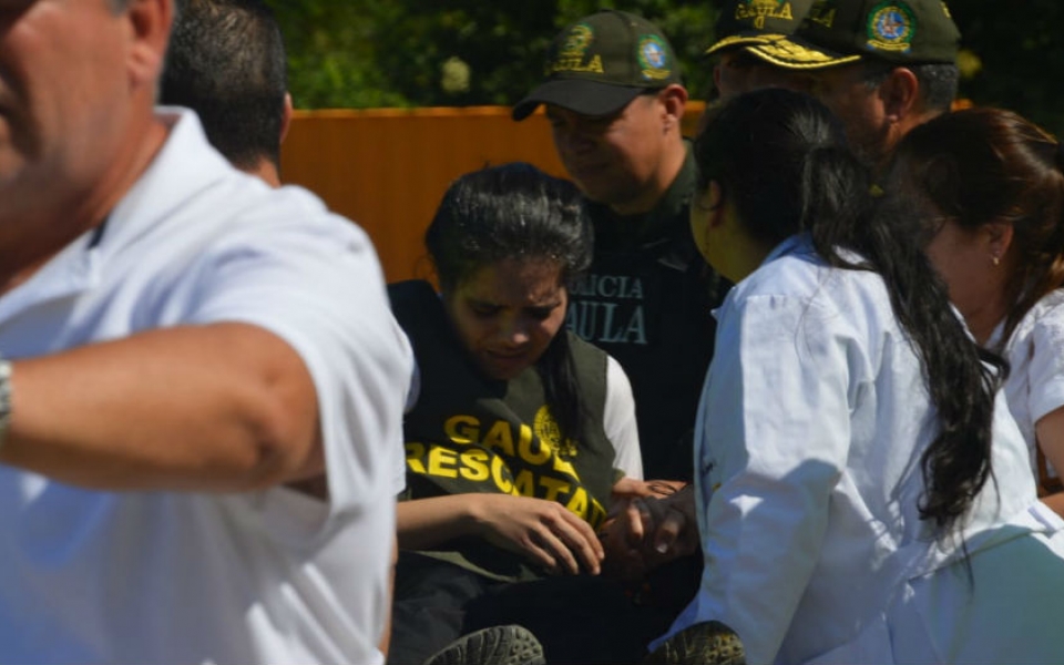 Oscar Mejía-Seguimiento Melissa Martinez siendo atendida