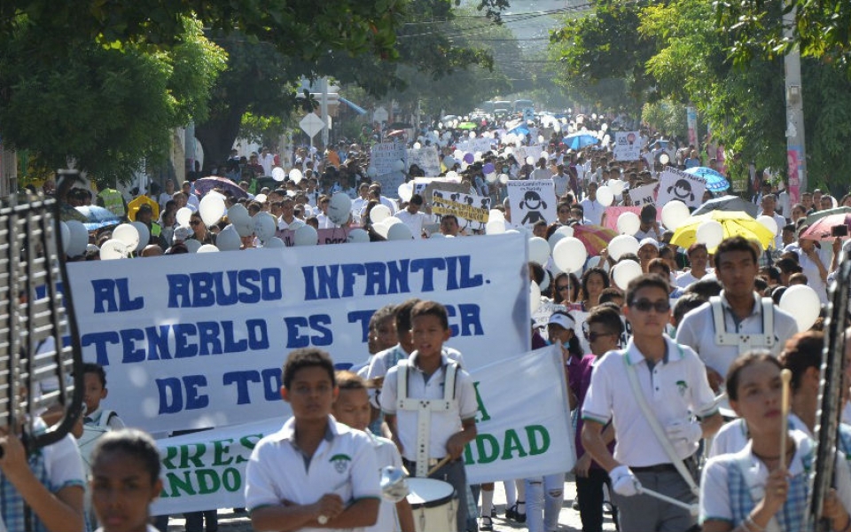 La comunidad, con una marcha, rechazó el asesinato de Nataly Pérez.