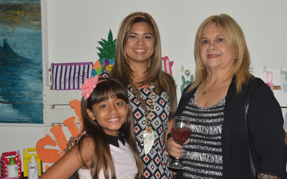 Rocío Fontanilla, Rocío Daza Quintero y Valentina Castillo Fontanilla.