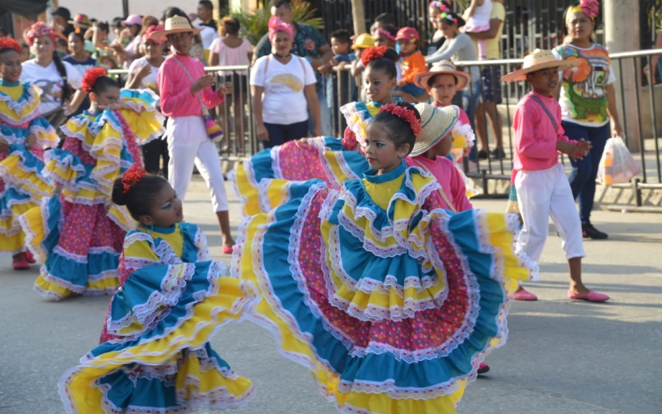 Con alegría y entusiasmo los niños disfrutaron de las fiestas