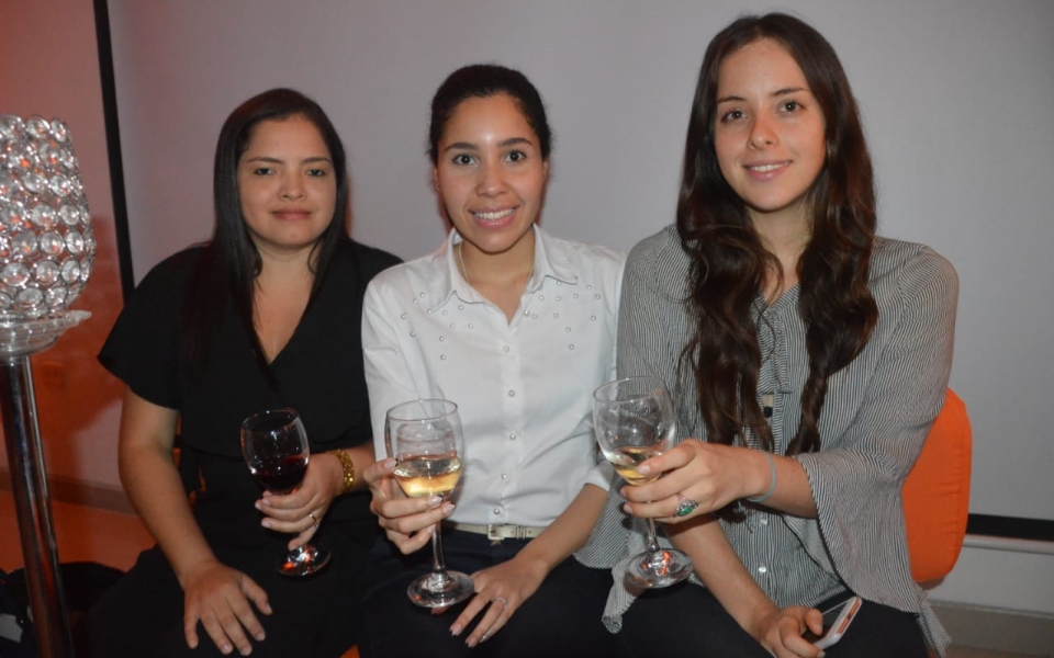 Selene Reyes Luna, Marcela Ojeda Díaz y Daniela Vásquez