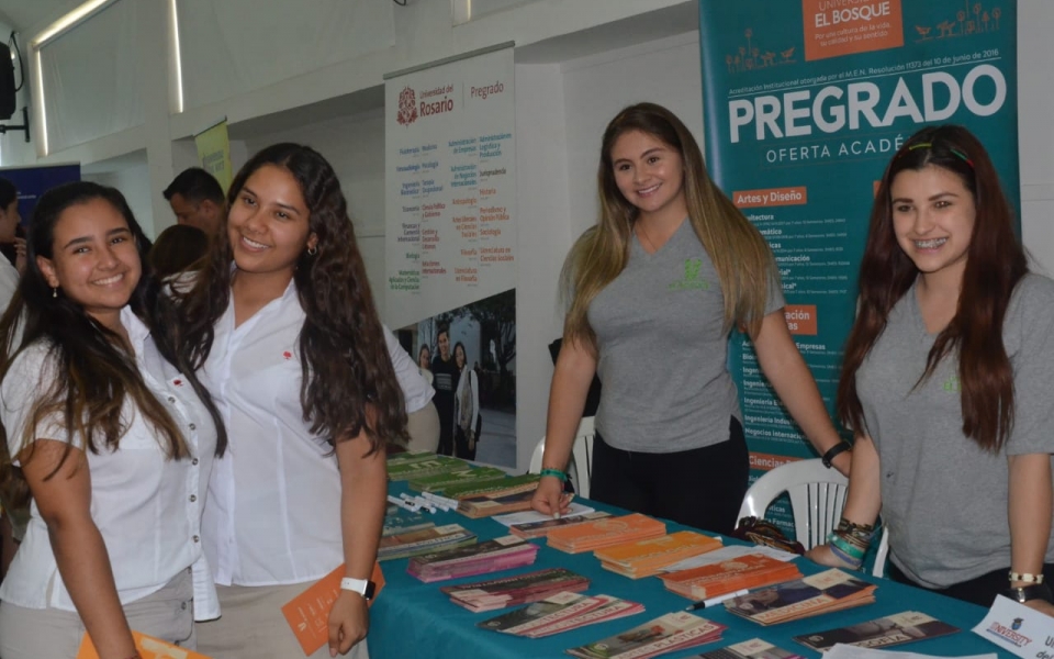 Feria de Universidades en el Colegio Bilingüe Santa Marta