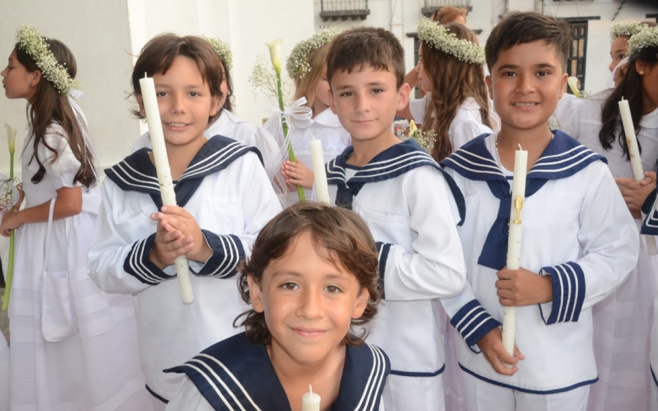 Primera Comunión estudiantes Colegio Bureche