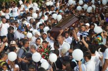 La comunidad de Zarabanda, en Gaira, lamentó la muerte de la pequeña Nataly.