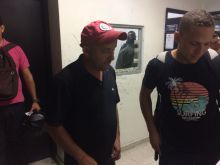 Gilberto Luna a la salida del juzgado en el edificio Galaxia.