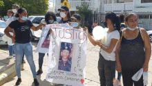 Protesta de familiares de la víctima por decisión del juez.